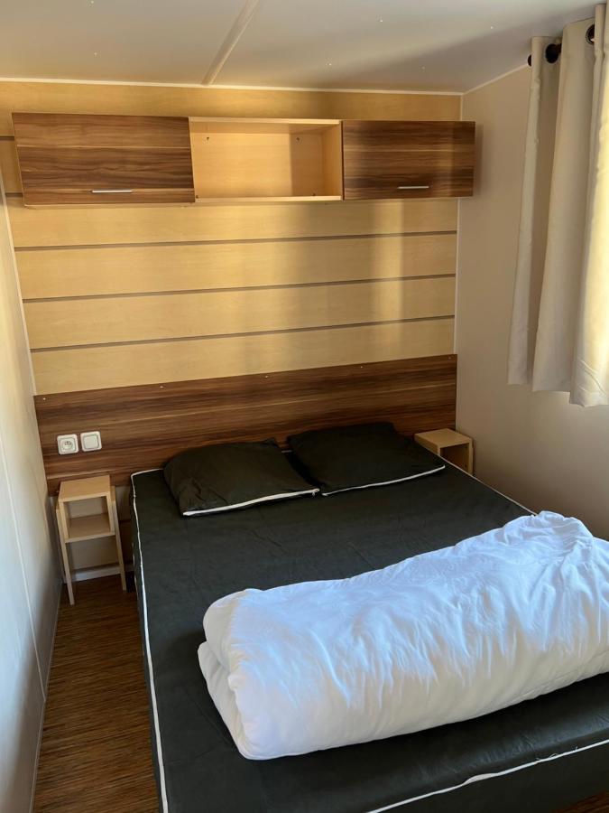 Mobilhome 4 Ca61 Vias Exterior photo